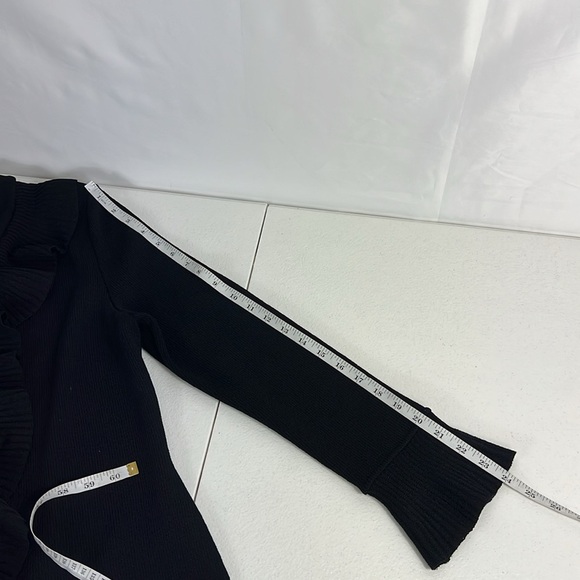 St. John Collection Sz 6 Long Ruffle Front Cardigan Black Santana Knit EUC - Picture 7 of 9